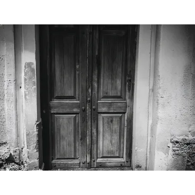 Siyah Beyaz Film Eski Kapı Kanvas Tablo