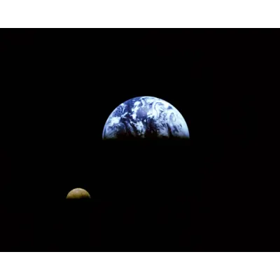 NASA Galileo Dünya ve Ay Birlikte Kanvas Tablo