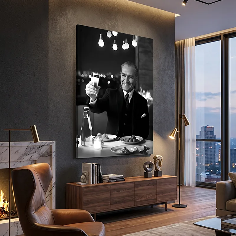 Atatürk Kadeh Kaldırırken Siyah Beyaz Kanvas Tablo — görsel 2