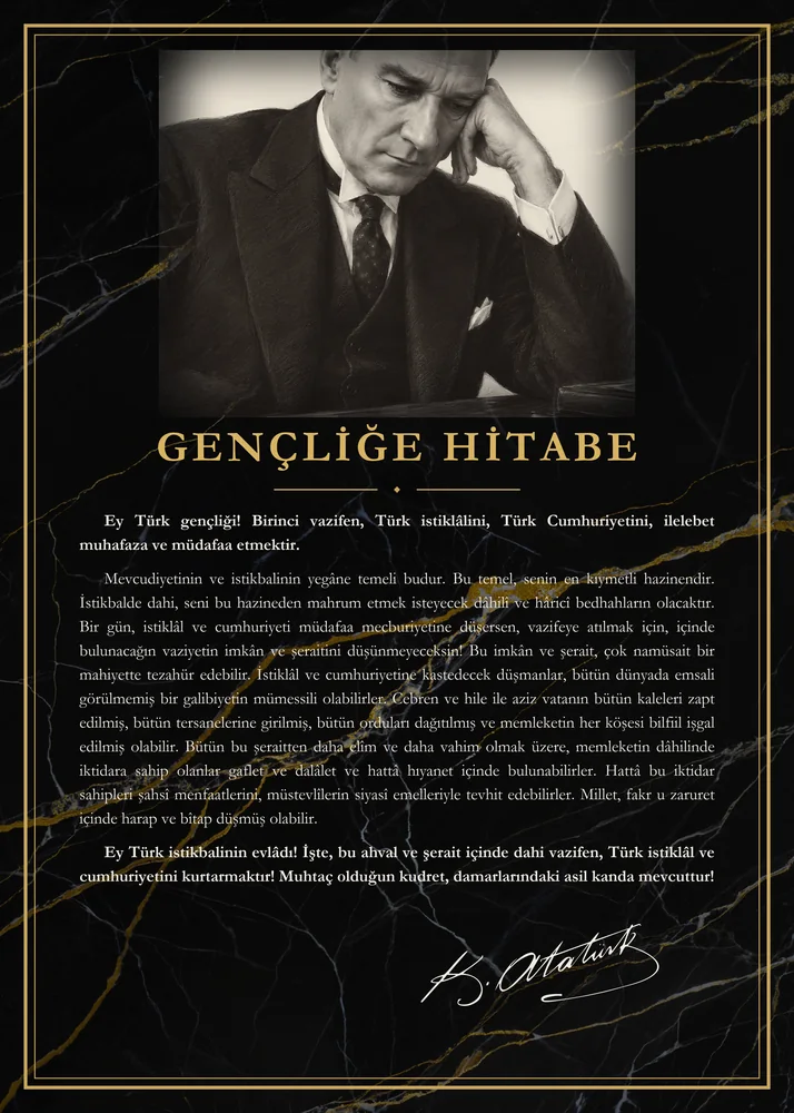 Siyah Mermer Zeminli Masa Başında Atatürk Gençliğe Hitabe Panosu