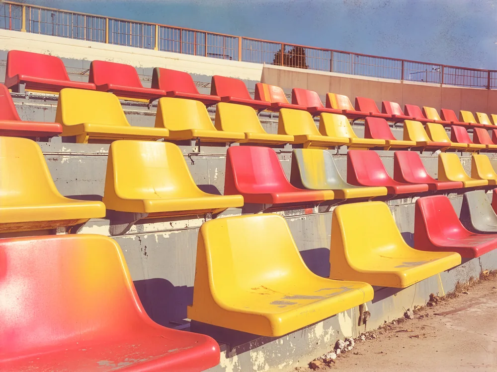 Sarı Kırmızı Efsane Tribün Kanvas Tablo
