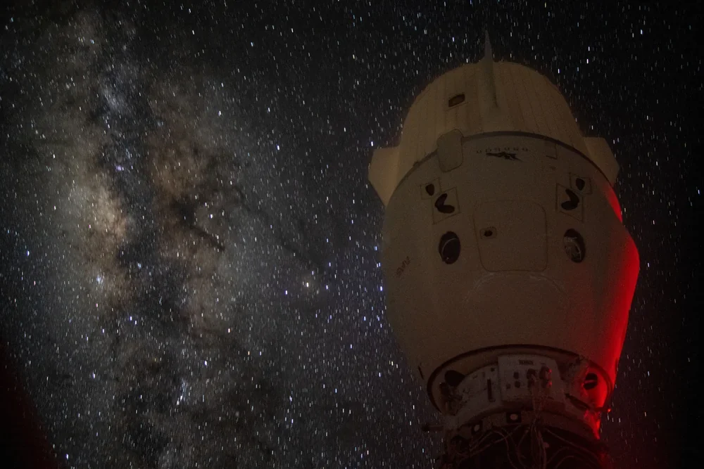 NASA ISS Samanyolu ve Uzay Kapsülü Kanvas Tablo