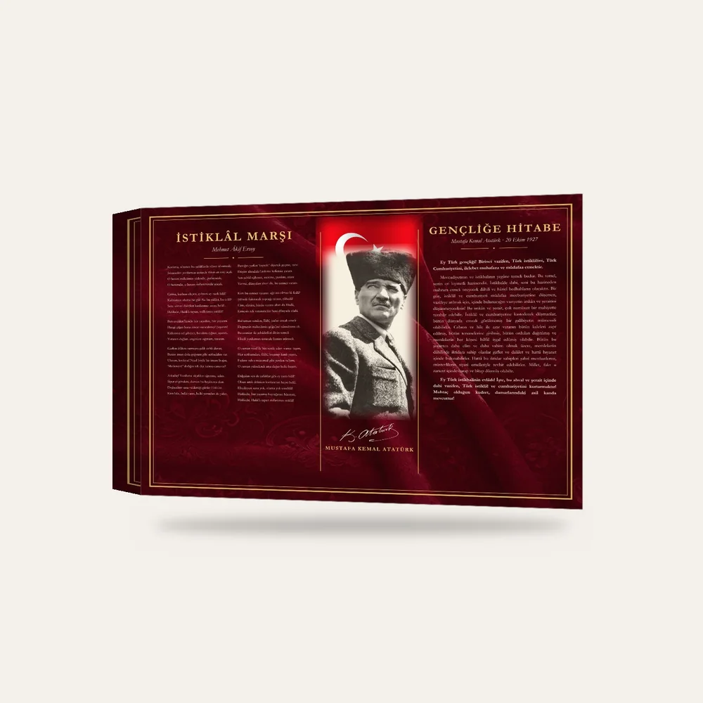 Bordo Kadife Zeminli Kalpaklı Atatürk Bayraklı İstiklâl Marşı ve Gençliğe Hitabe Makam Panosu — 3 boyutlu görünüm