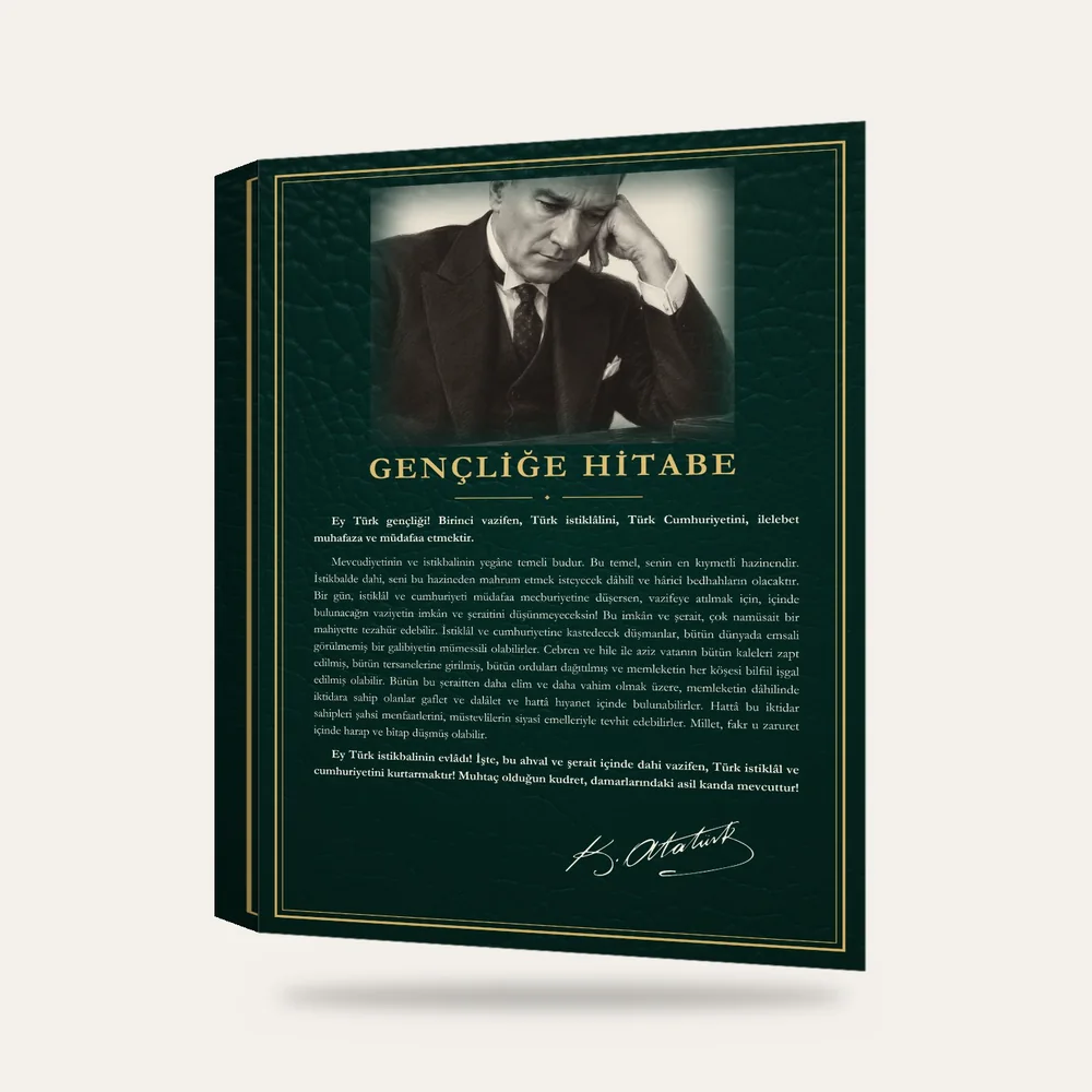 Yeşil Deri Zeminli Masa Başında Atatürk Gençliğe Hitabe Panosu — 3 boyutlu görünüm
